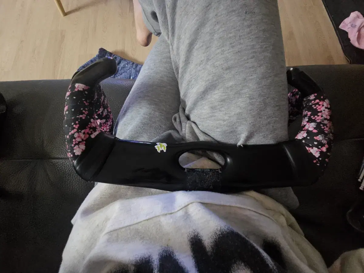 thumbnail-0